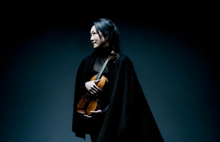 Akiko Suwanai Vilniuje: kaip istorija keičia jos muziką